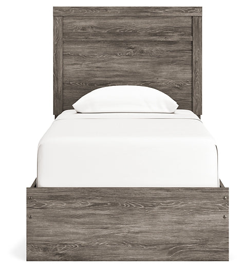 Ralinksi Panel Bed With Mirrored Dresser, Chest And Nightstand
