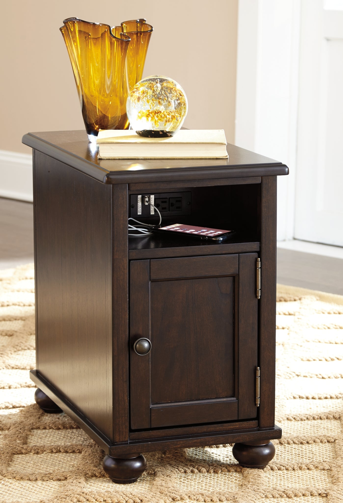 Barilanni Chair Side End Table Rent Wise Rent To Own Jacksonville, Florida