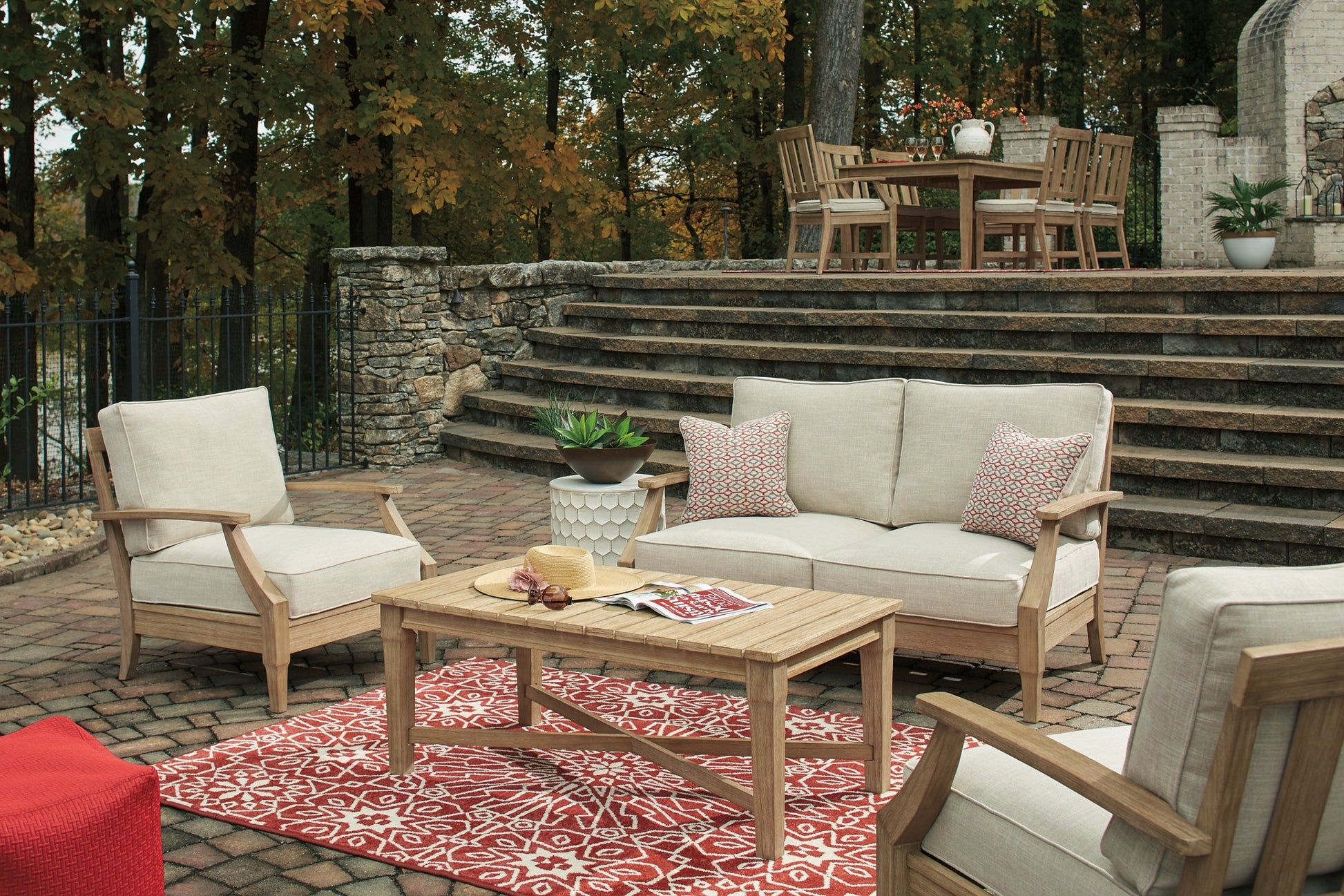 Clare View Loveseat w/Cushion Rent Wise Rent To Own Jacksonville, Florida
