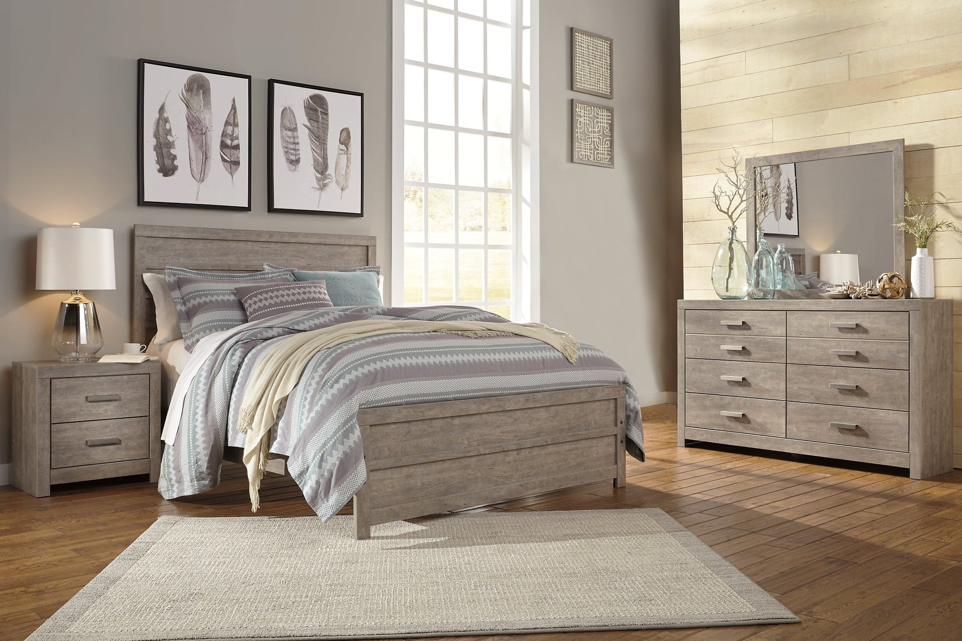 Culverbach Queen Panel Bed with Mirrored Dresser Rent Wise Rent To Own Jacksonville, Florida