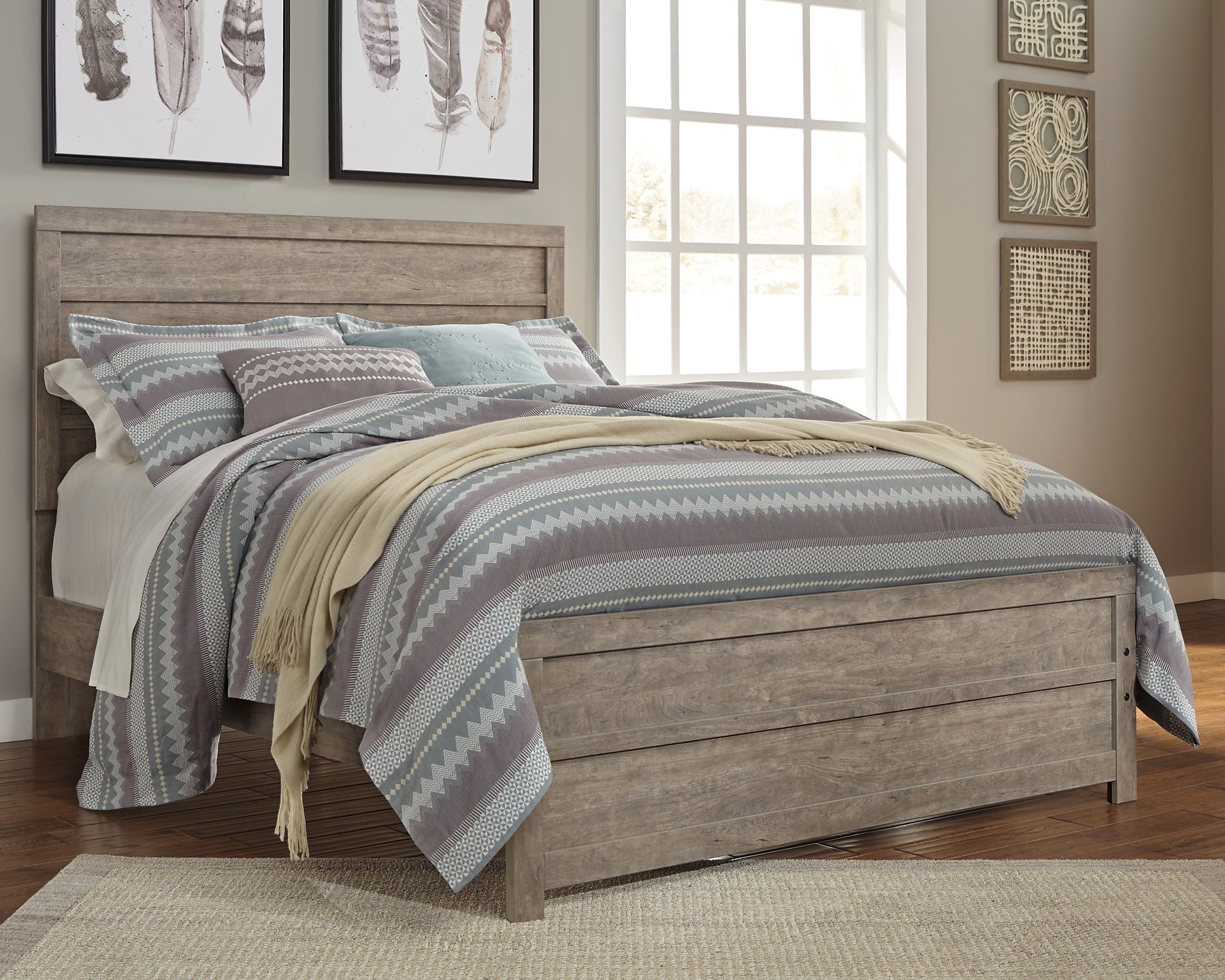 Culverbach Queen Panel Bed with Mirrored Dresser and 2 Nightstands Rent Wise Rent To Own Jacksonville, Florida