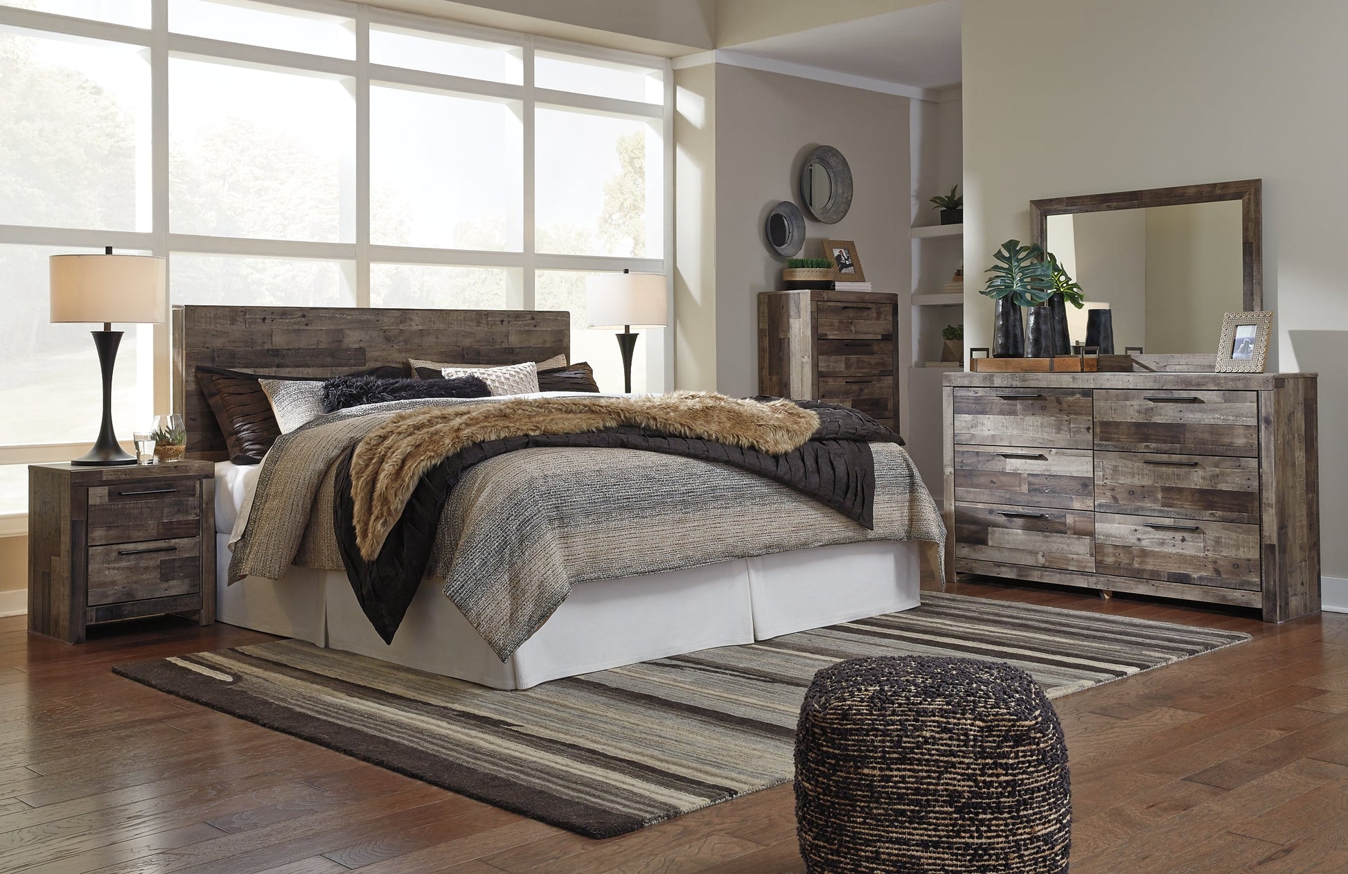 Derekson King Panel Headboard with Mirrored Dresser, Chest and Nightstand Rent Wise Rent To Own Jacksonville, Florida
