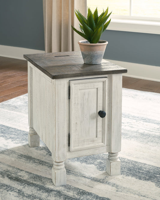 Havalance Chair Side End Table Rent Wise Rent To Own Jacksonville, Florida