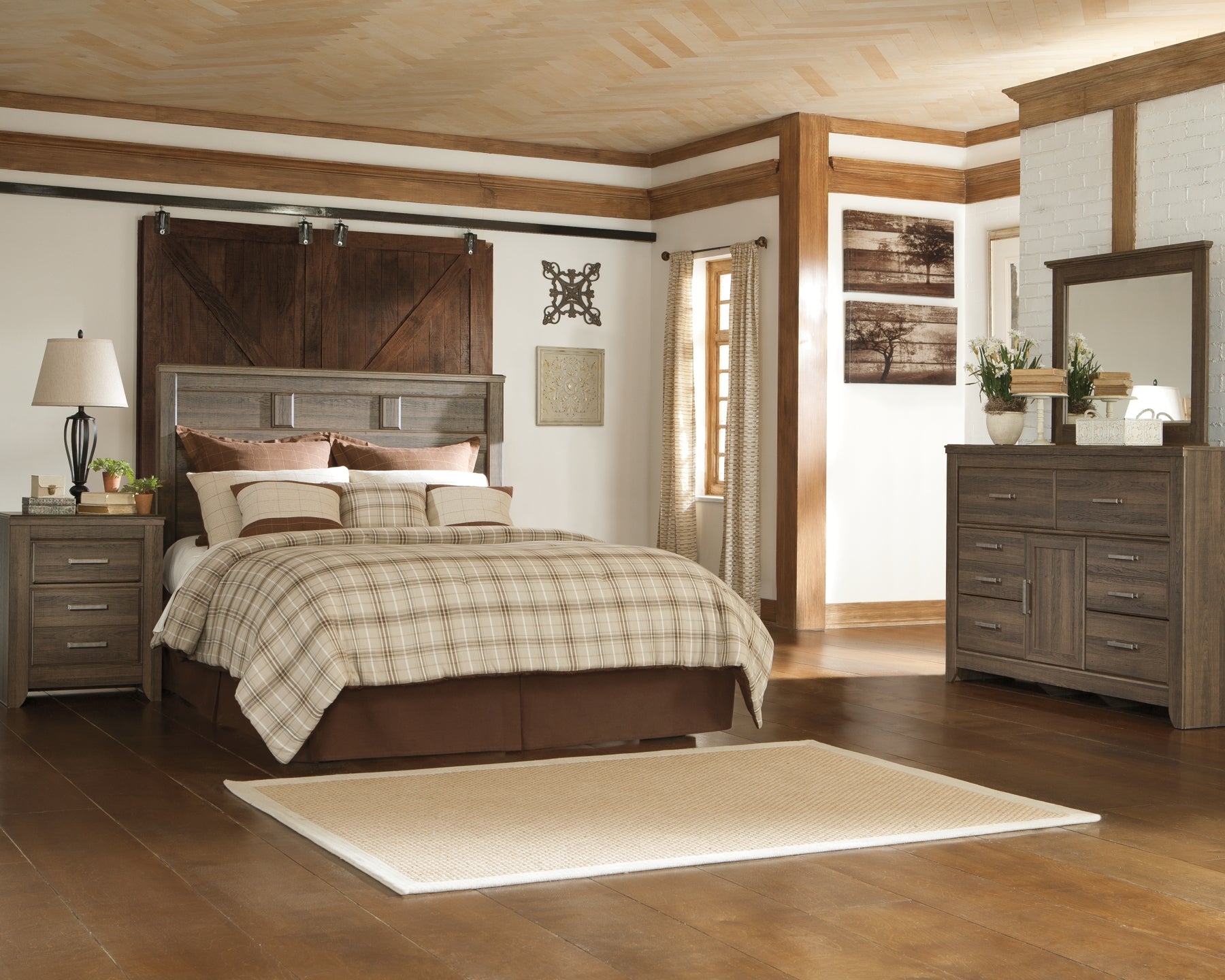 Juararo Queen Panel Headboard with Mirrored Dresser Rent Wise Rent To Own Jacksonville, Florida