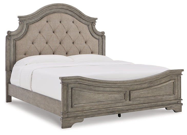 Lodenbay California King Panel Bed with Mirrored Dresser and Chest Rent Wise Rent To Own Jacksonville, Florida