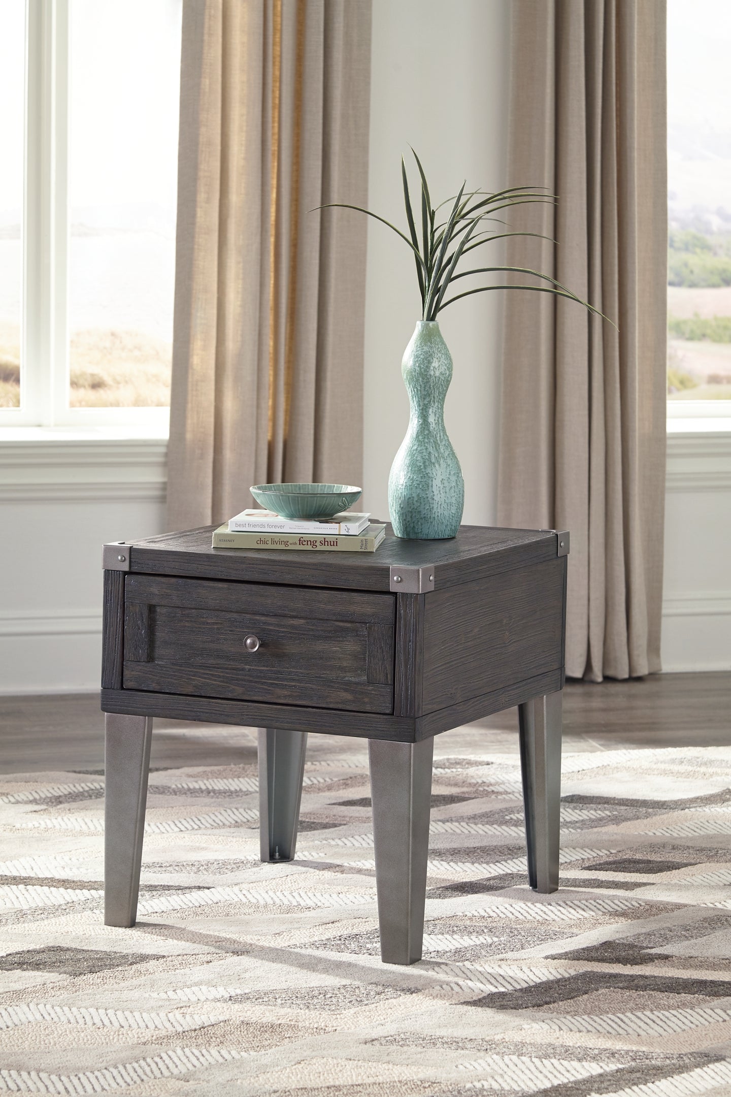 Todoe Rectangular End Table Rent Wise Rent To Own Jacksonville, Florida