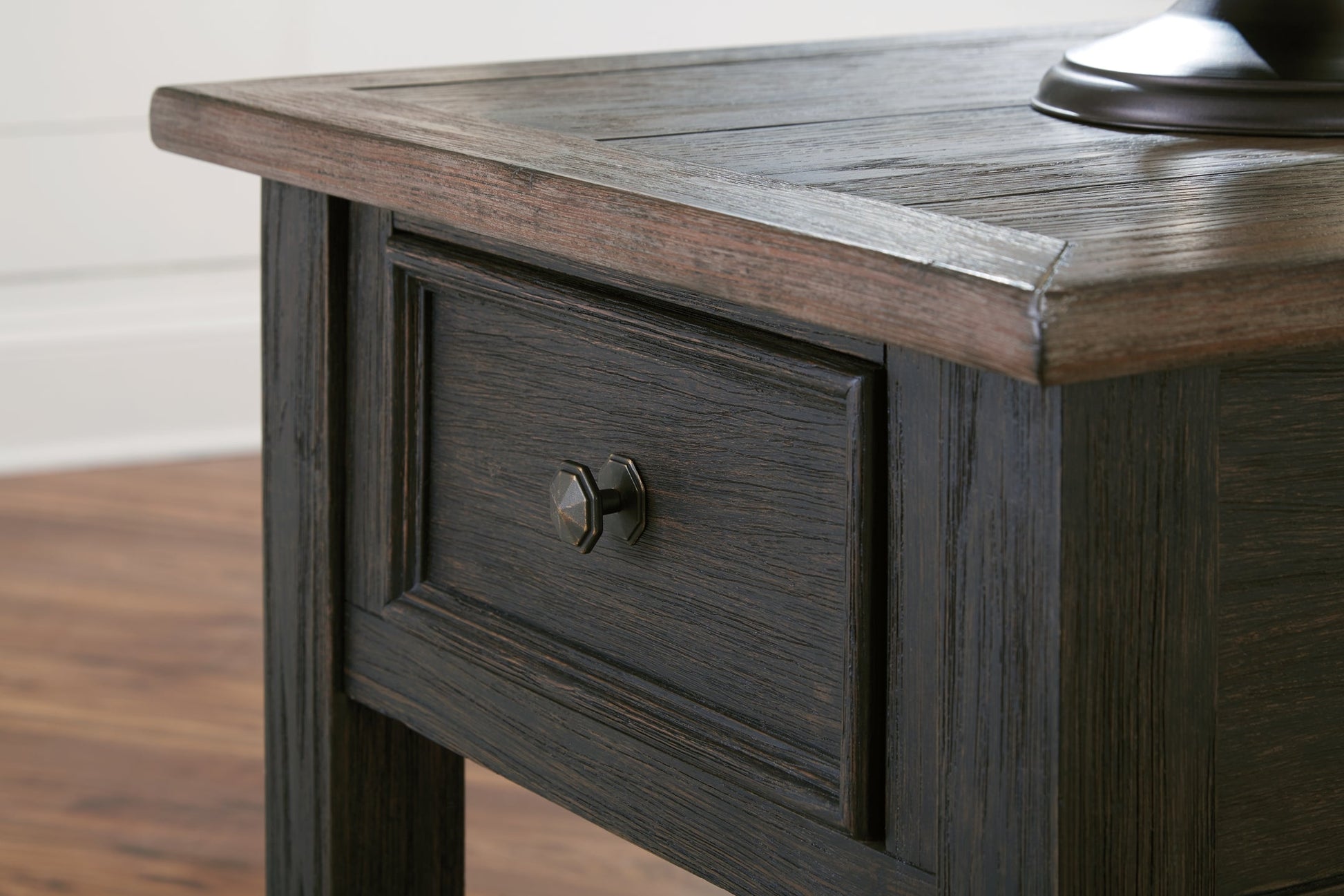 Tyler Creek Coffee Table with 1 End Table Rent Wise Rent To Own Jacksonville, Florida