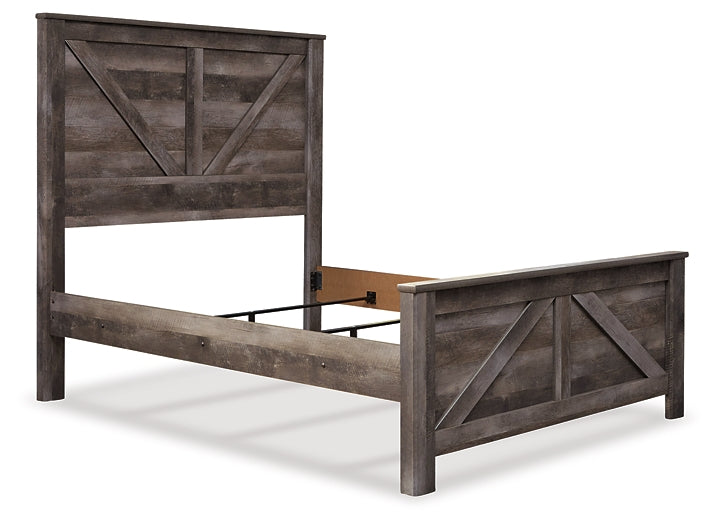 Wynnlow Queen Crossbuck Panel Bed with Mirrored Dresser, Chest and Nightstand Rent Wise Rent To Own Jacksonville, Florida