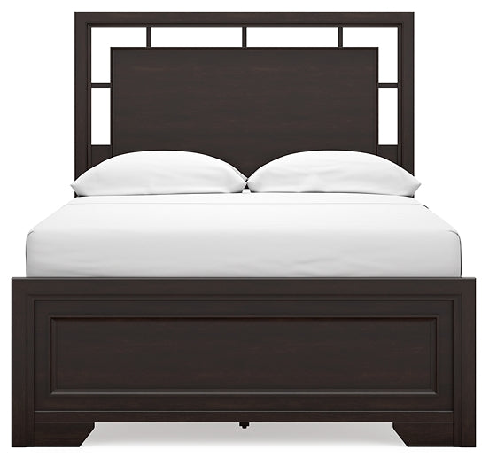 Covetown  Panel Bed With Mirrored Dresser And Nightstand