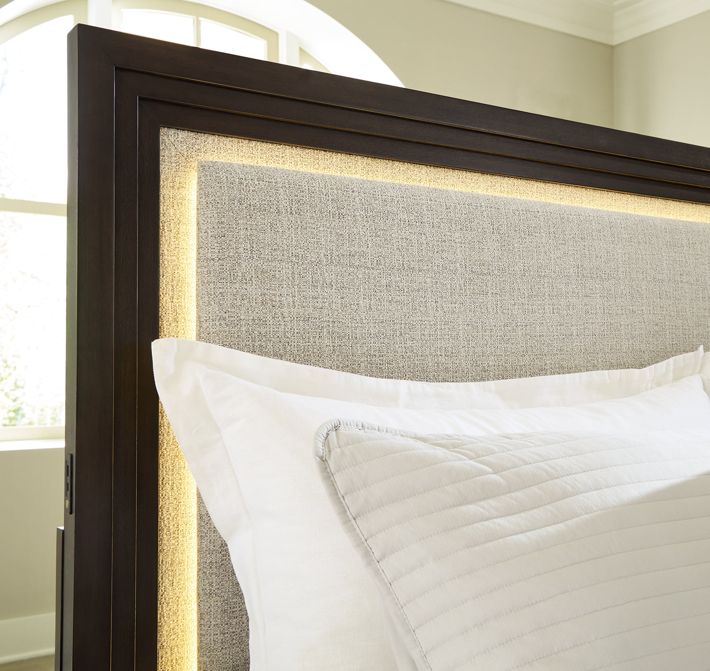 Neymorton California  Upholstered Panel Bed