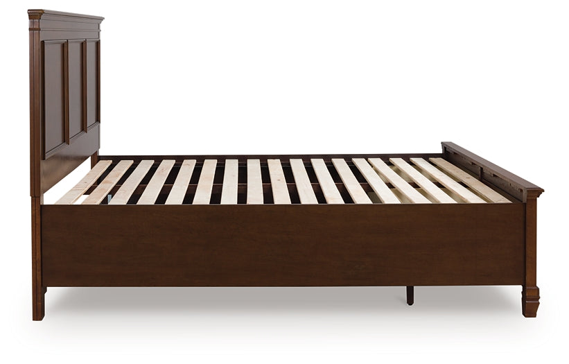 Danabrin California  Panel Storage Bed