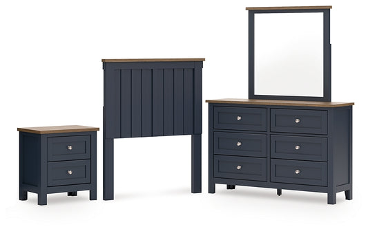Landocken  Panel Headboard With Mirrored Dresser And Nightstand