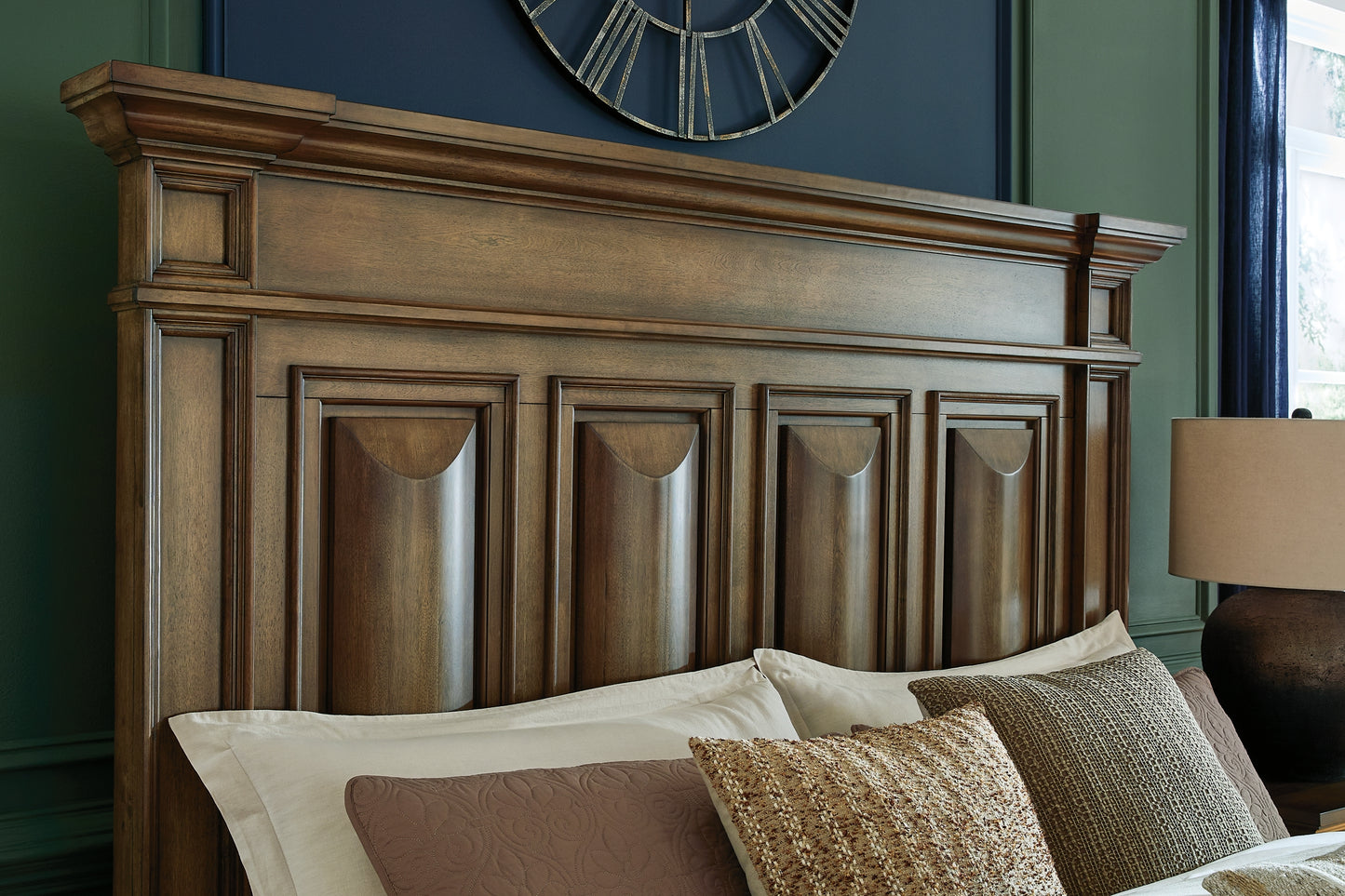 Frantanna California  Panel Bed