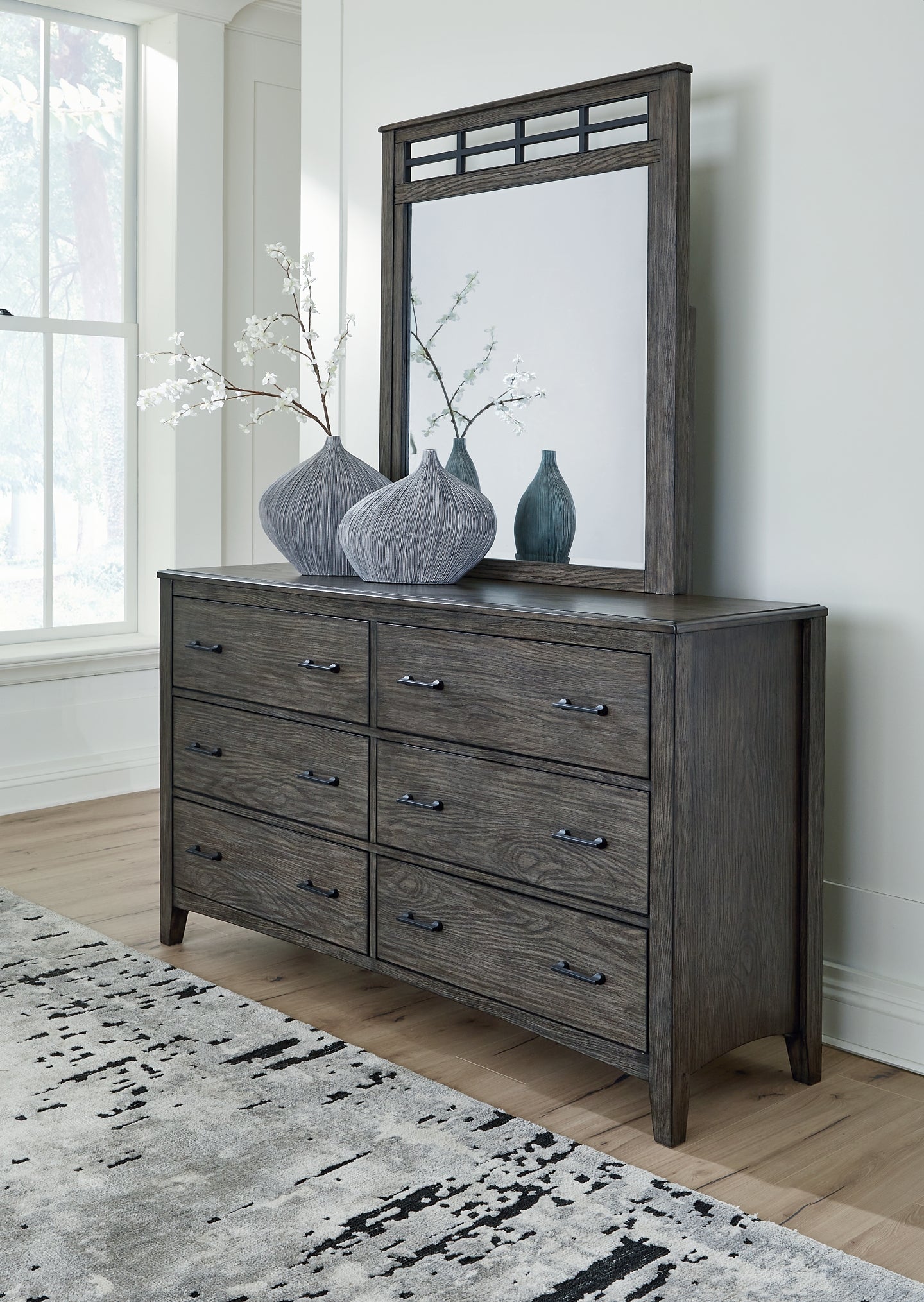 Montillan California  Panel Bed With Mirrored Dresser, Chest And Nightstand