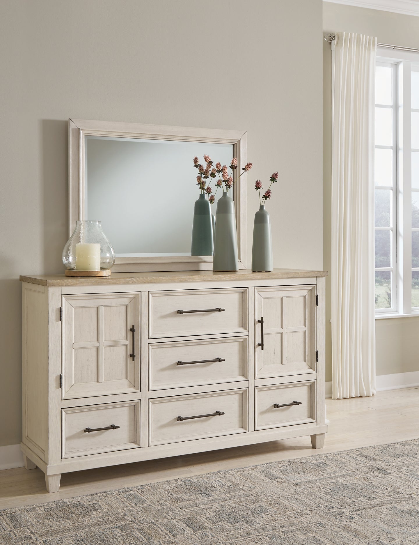Shaybrock California  Panel Bed With Mirrored Dresser And Chest