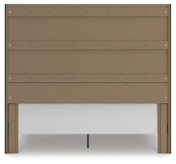 Fraluna  Panel Storage Bed With Mirrored Dresser And Chest