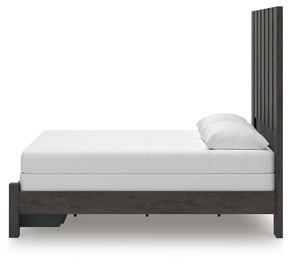 Fraluna  Panel Storage Bed With Mirrored Dresser And Chest
