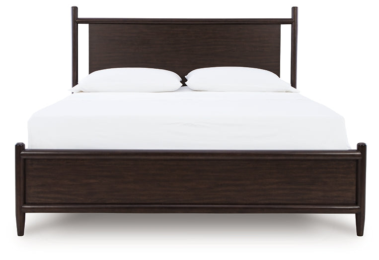 Dantenton California  Panel Bed