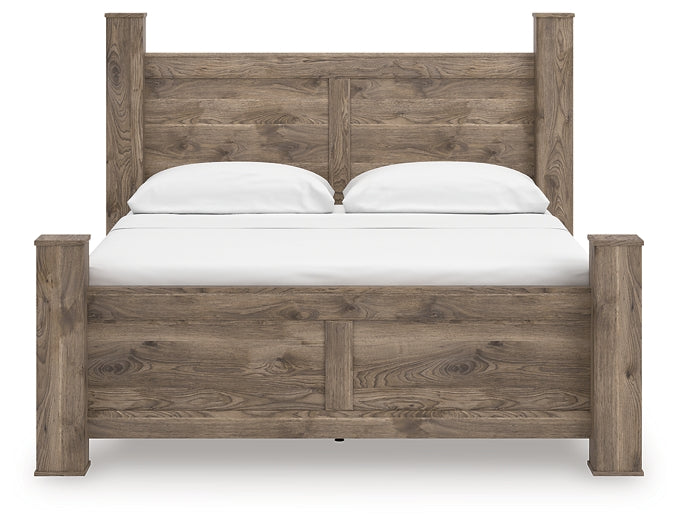 Rusticott California  Poster Bed With Mirrored Dresser And Nightstand
