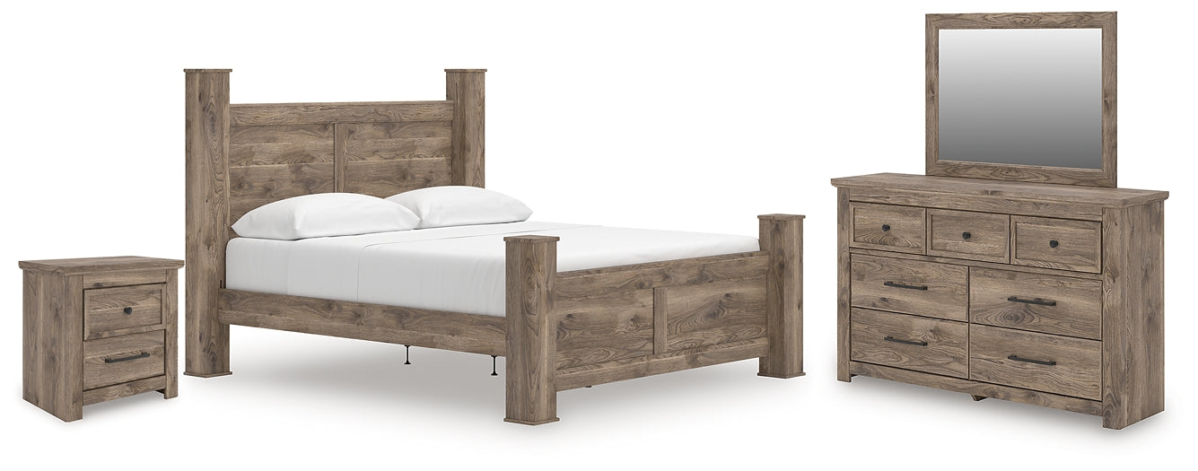 Rusticott California  Poster Bed With Mirrored Dresser And Nightstand