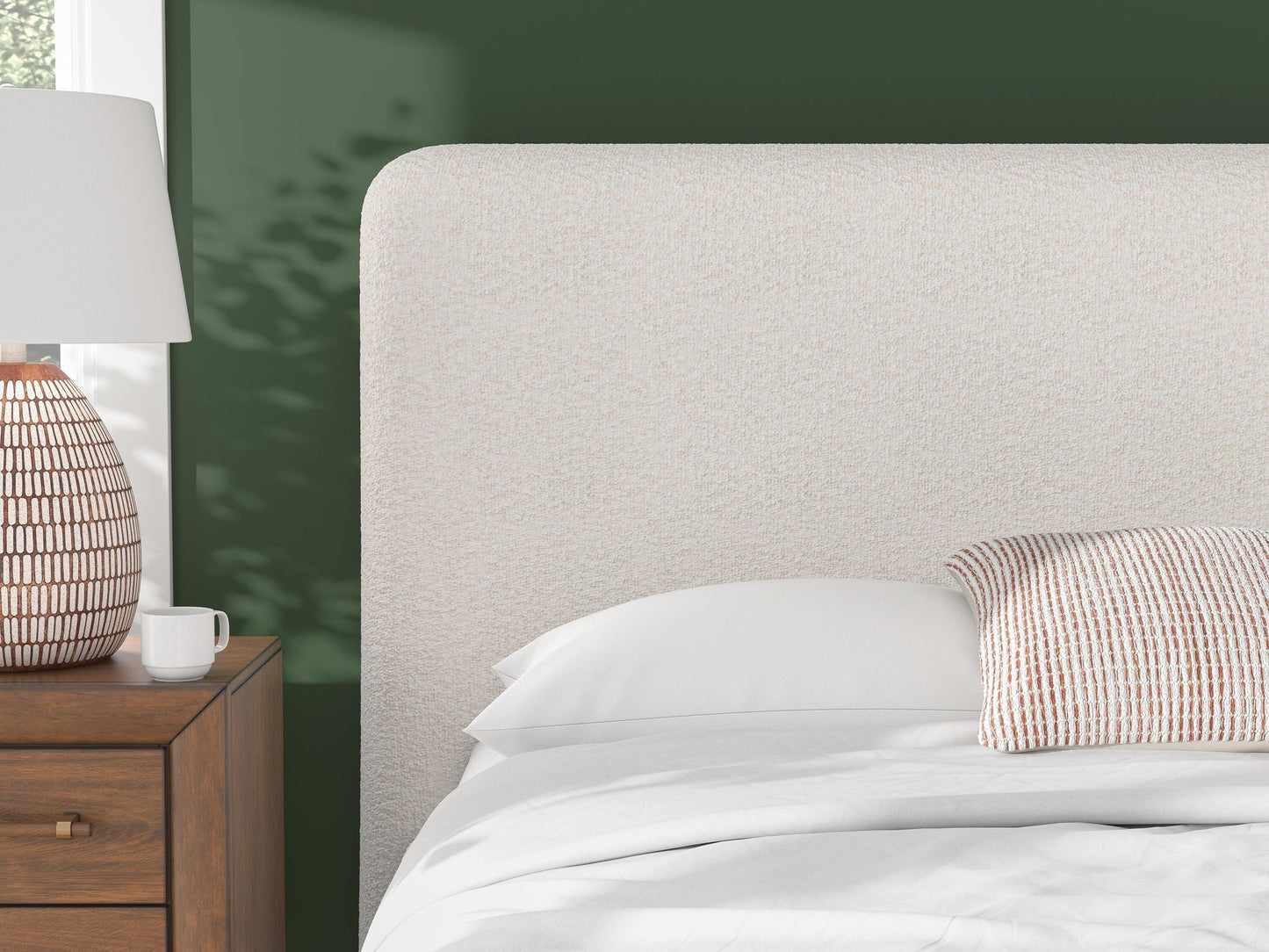 Brintstreet  Upholstered Bed