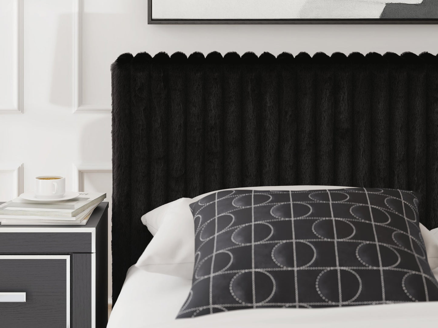 Zuraleus  Upholstered Bed