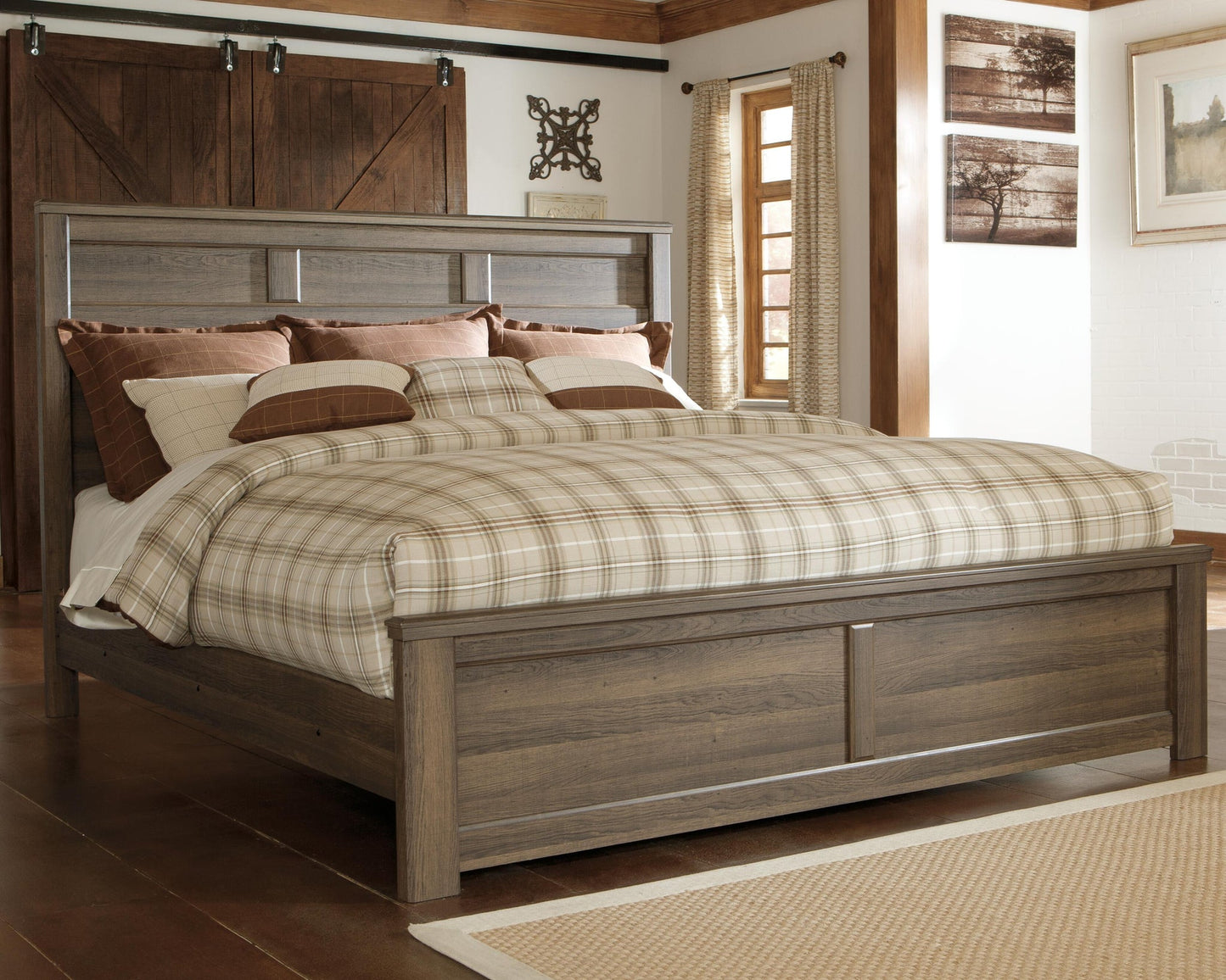 Juararo  Panel Bed With Mirrored Dresser
