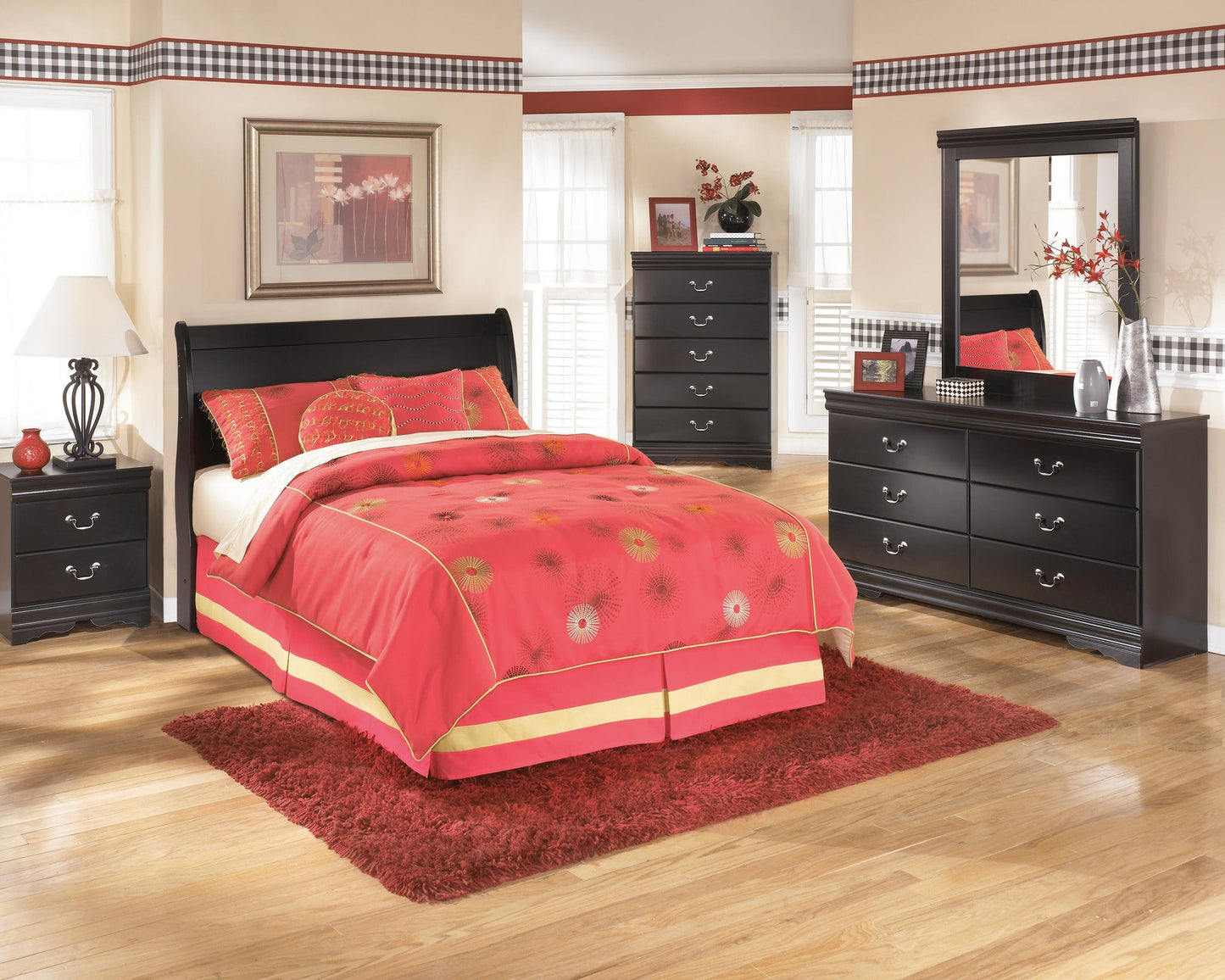 Huey Vineyard  Sleigh Headboard Bed With Mirrored Dresser, Chest And Nightstand