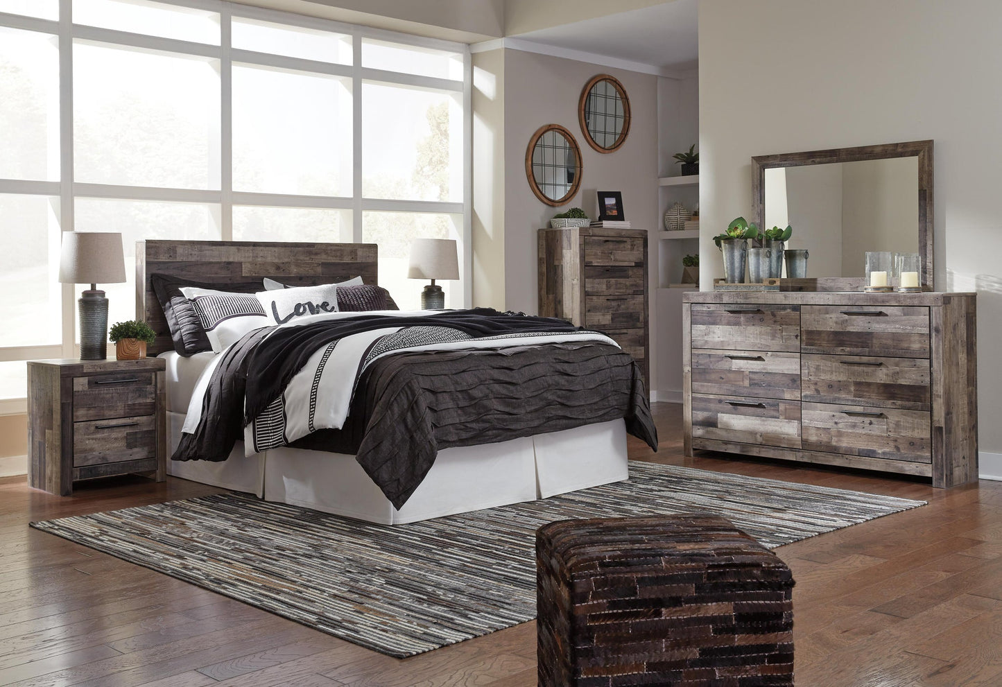 Derekson / Panel Headboard Bed With Mirrored Dresser, Chest And Nightstand