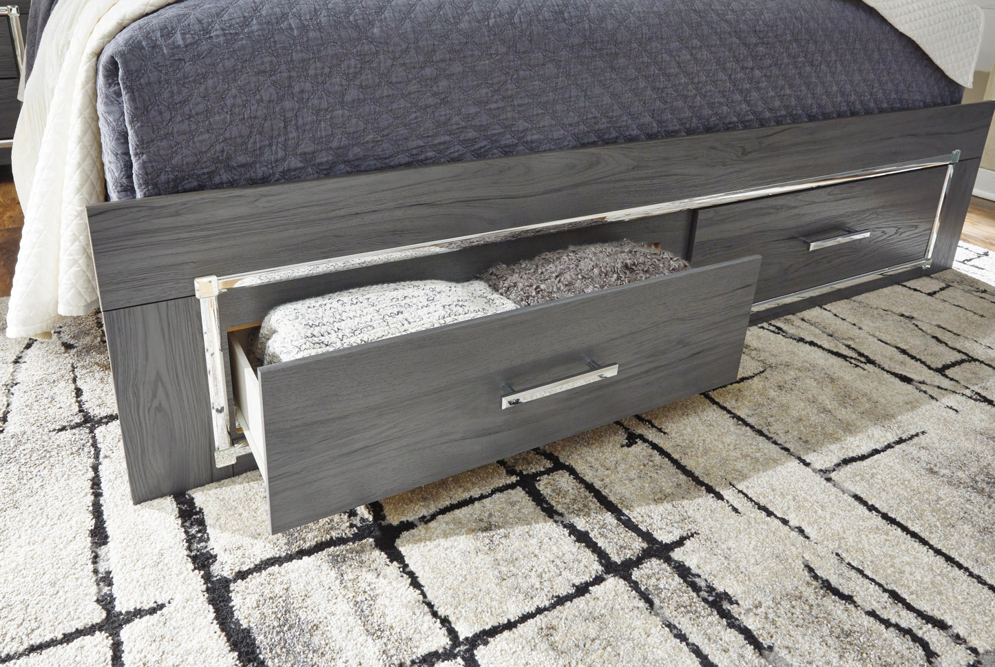 Lodanna  Panel Bed With 2 Storage Drawers With Mirrored Dresser