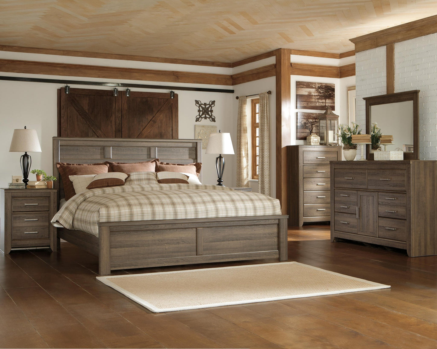 Juararo /California King Panel Headboard Bed With Mirrored Dresser