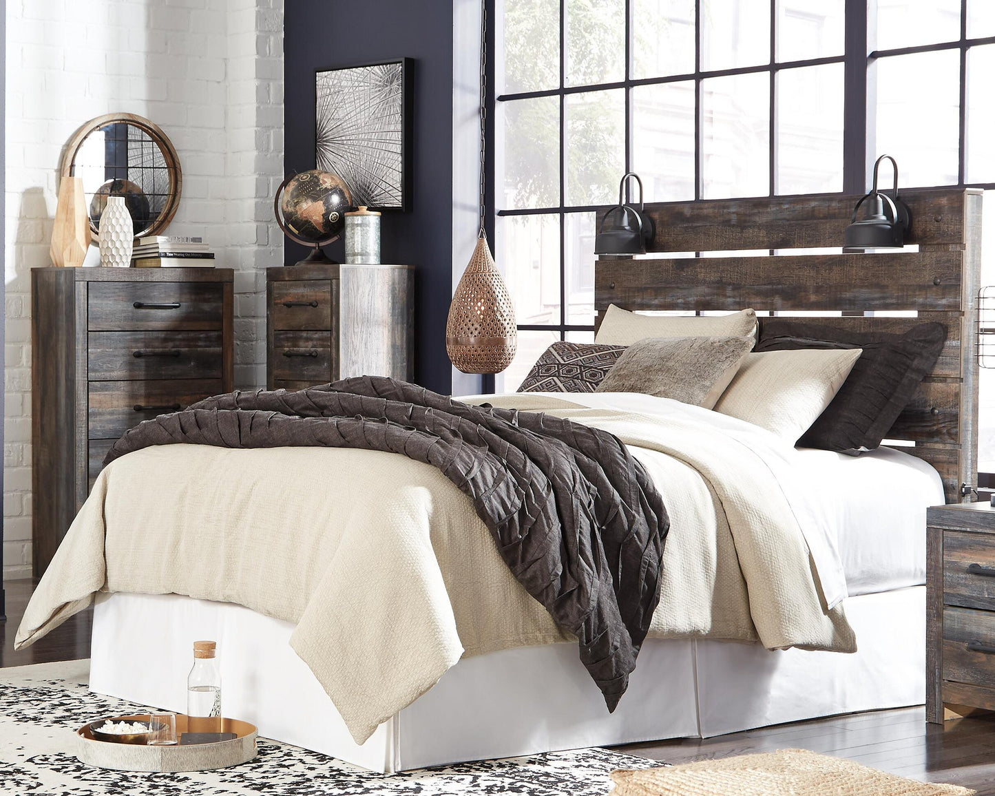 Drystan  Panel Headboard Bed With Mirrored Dresser