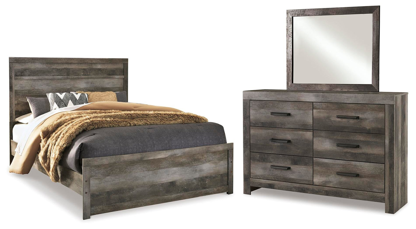 Wynnlow  Panel Bed With Mirrored Dresser