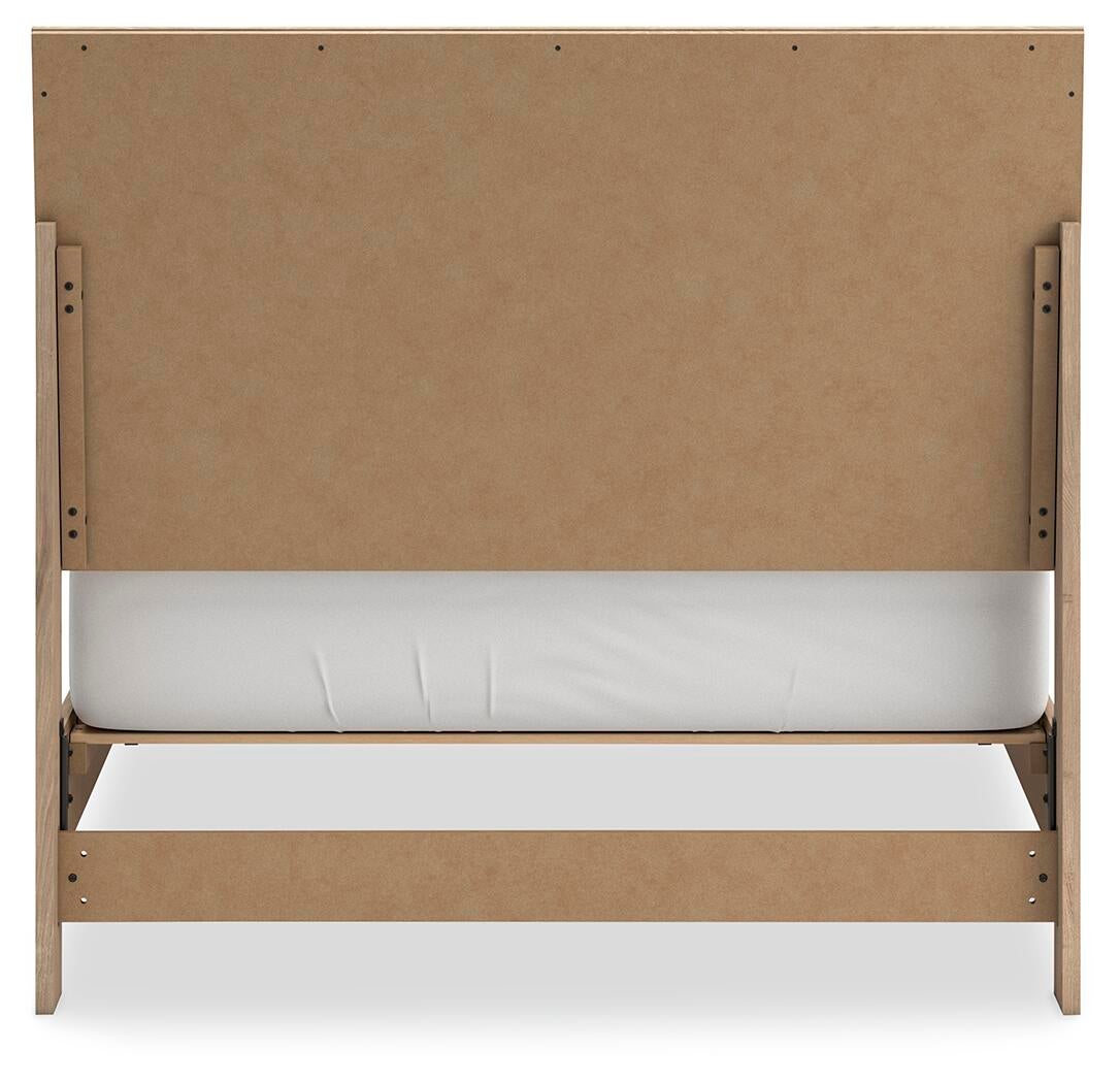 Cielden  Panel Bed With Mirrored Dresser, Chest And Nightstand