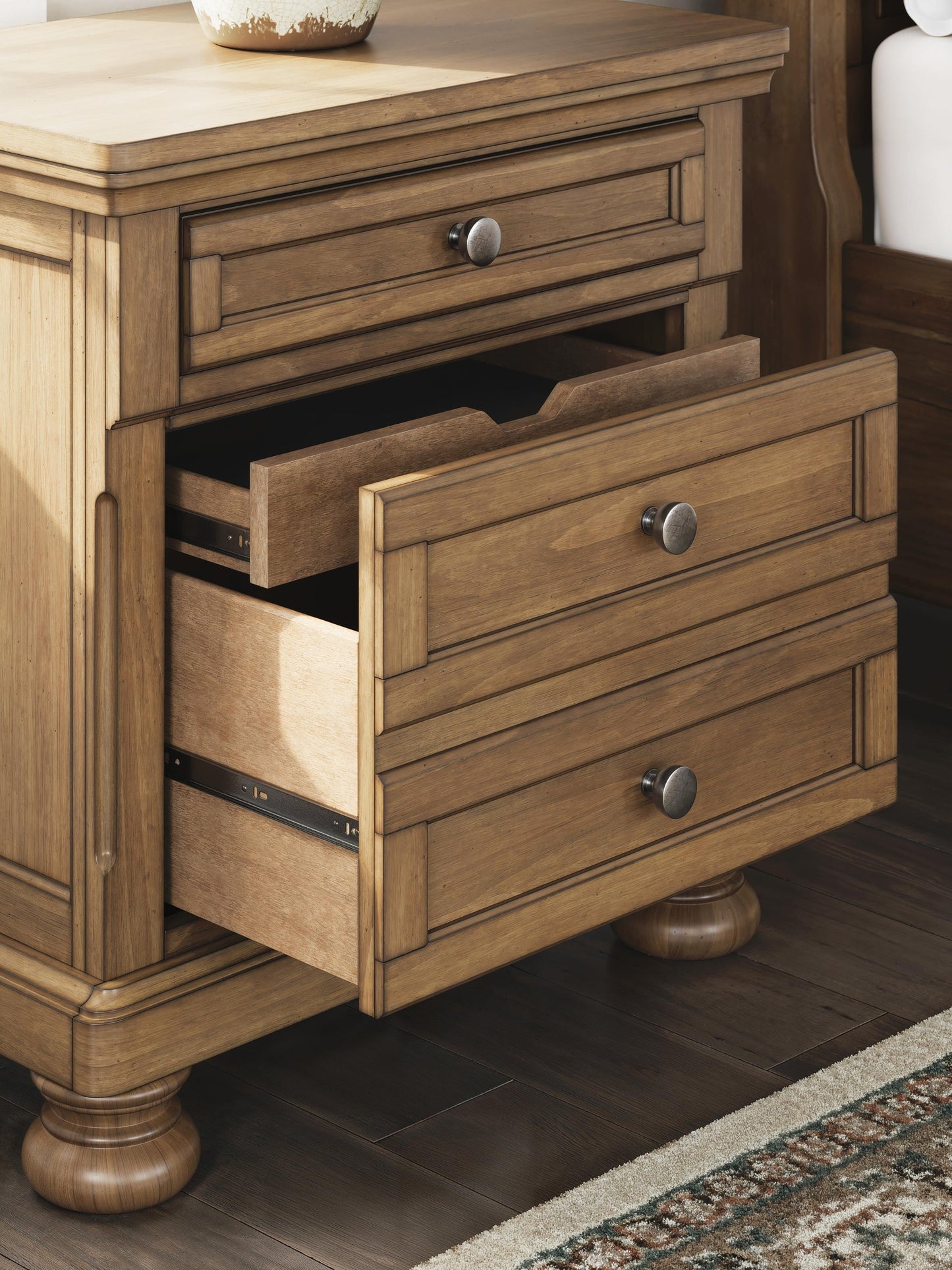 Vandenmore California  Storage Sleigh Bed With Mirrored Dresser, Chest And Nightstand