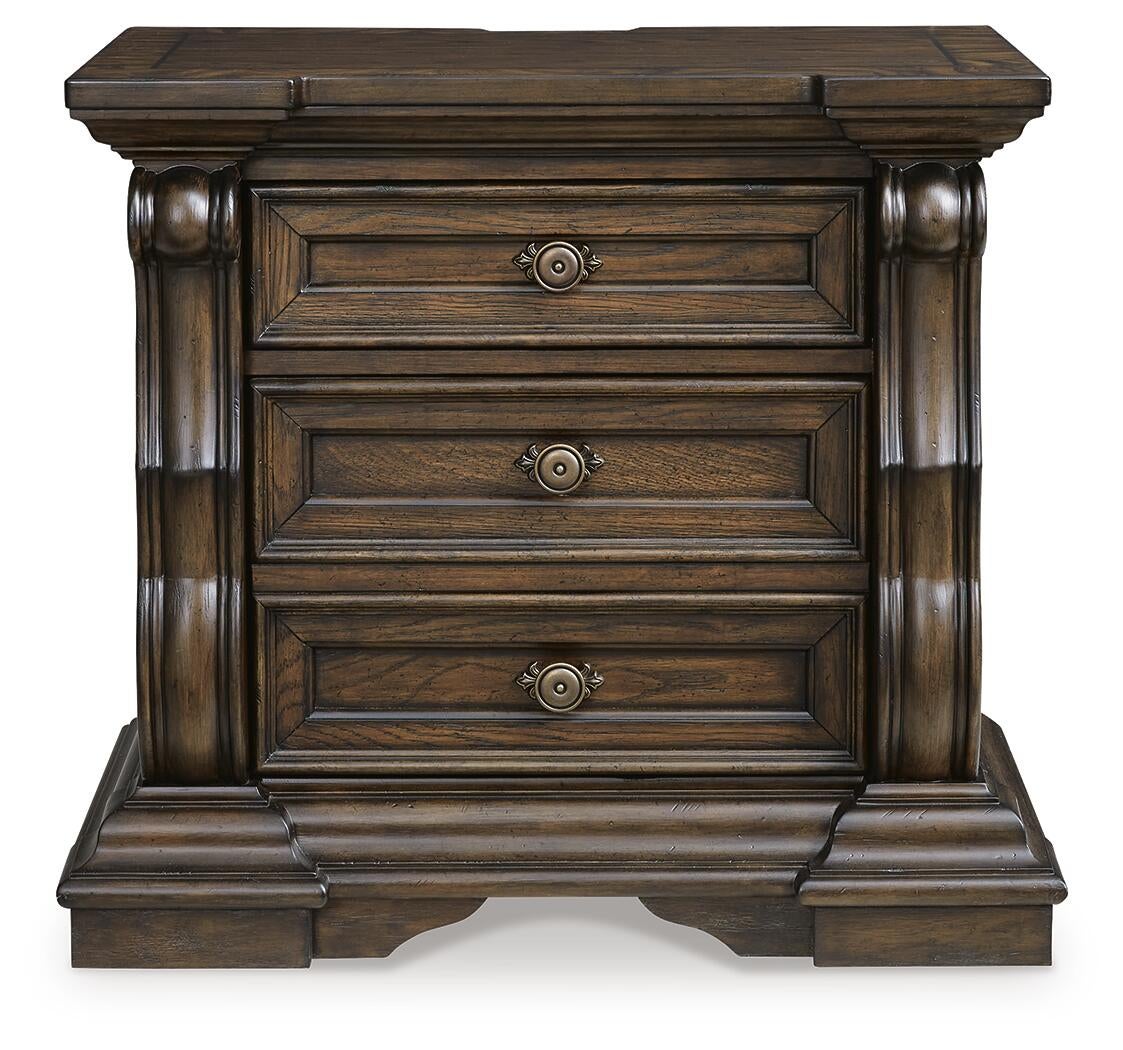 Maylee  Canopy Bed, Dresser, Mirror, Chest And Nightstand