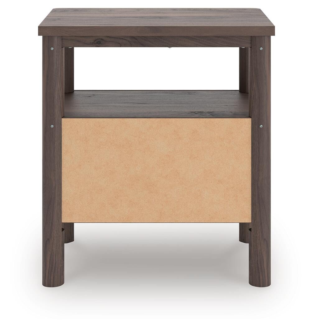 Pamytta  Panel Platform Bed, Dresser, Mirror And Nightstand