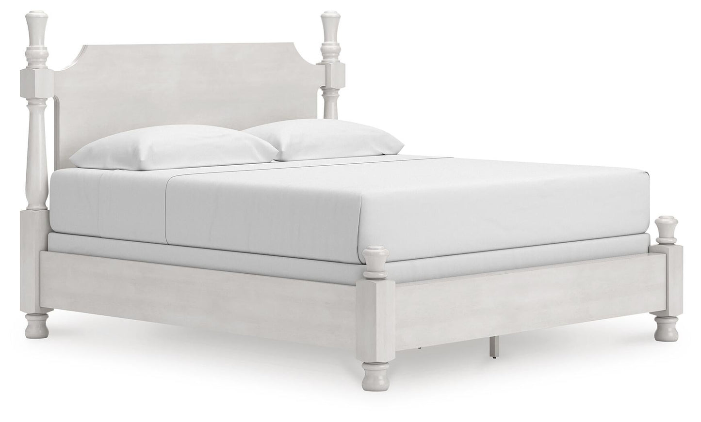 Chadworth  Poster Bed, Dresser And Mirror