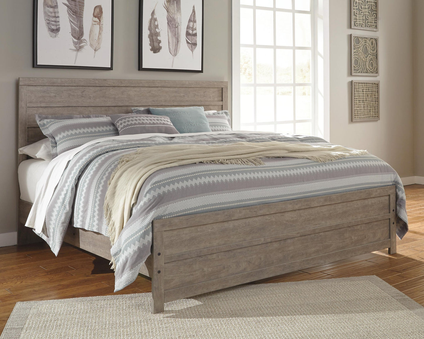 Culverbach  Panel Bed With Mirrored Dresser, Chest And Nightstand
