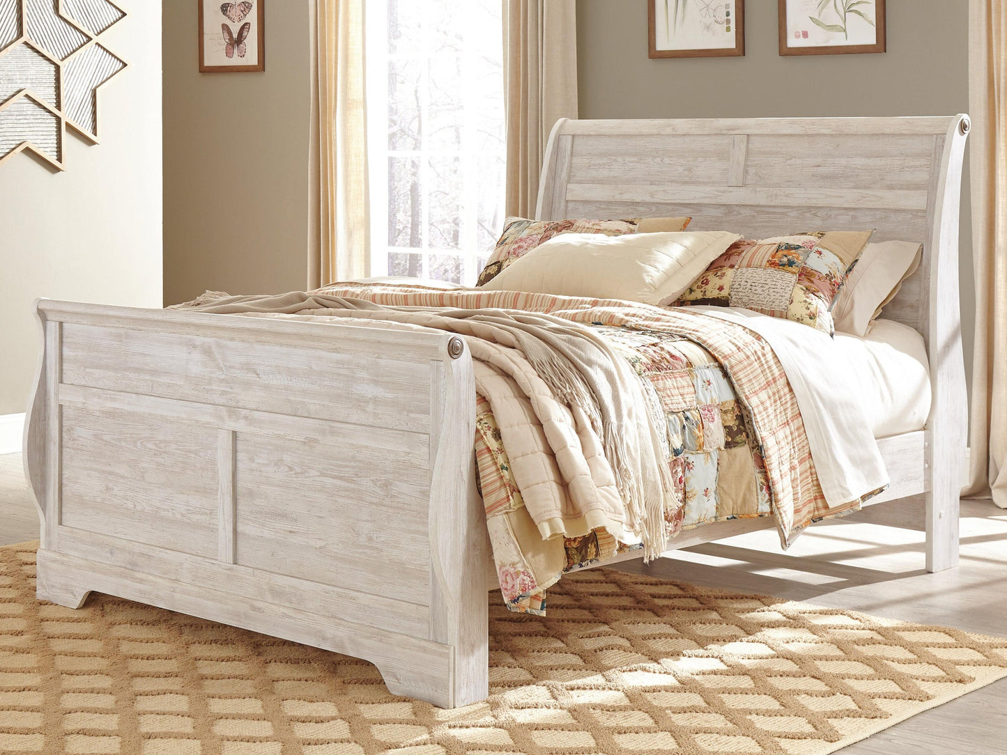 Willowton  Sleigh Bed