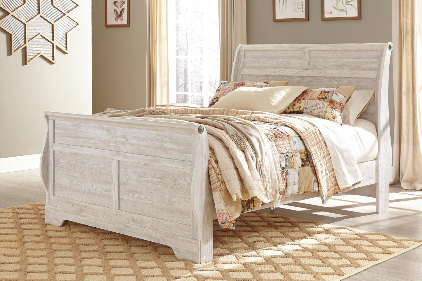 Willowton  Sleigh Bed