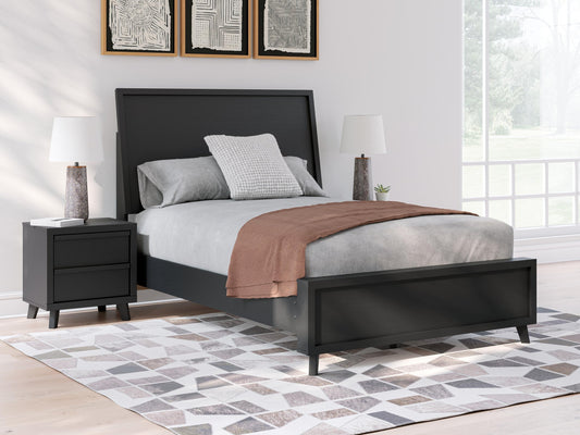 Danziar  Panel Bed
