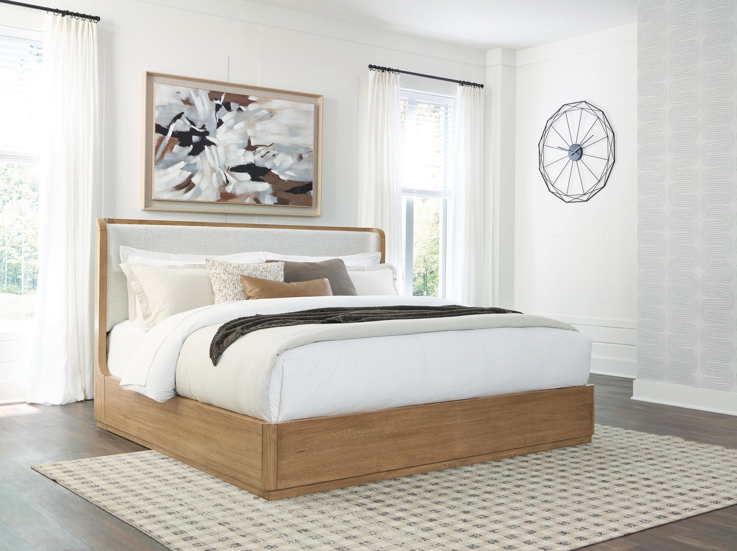 Pamaria  Upholstered Bed