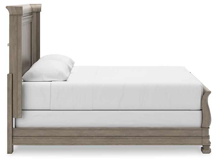Lexorne California  Sleigh Bed With Mirrored Dresser