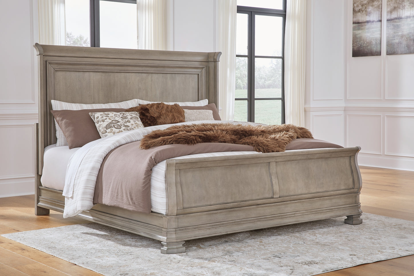 Lexorne California  Sleigh Bed With Mirrored Dresser And 2 Nightstands